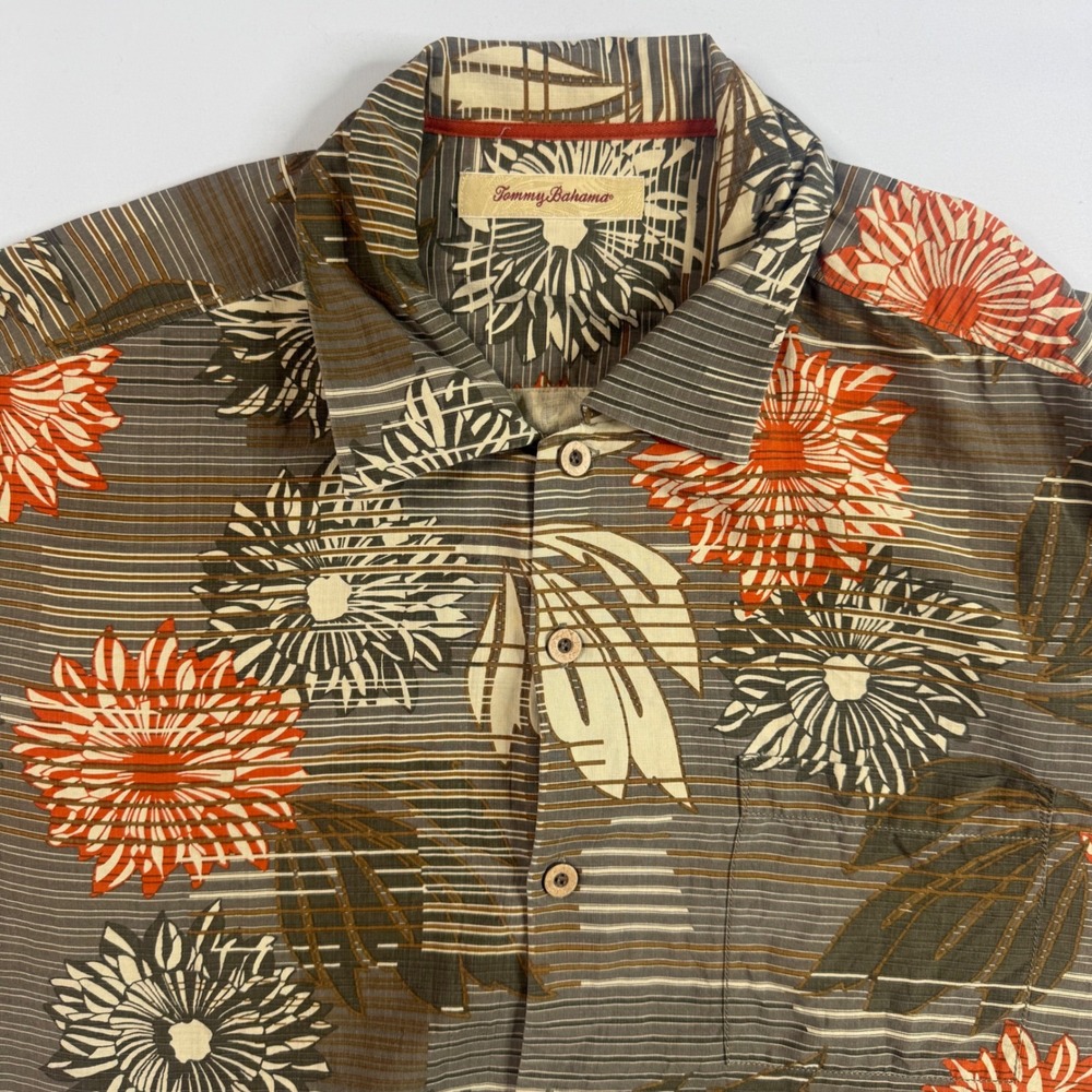 Tommy Bahama Button Up Shirt Mens XL Brown Floral Tropical Silk Camp Short Slv